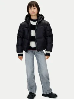 Calvin Klein Jeans Kurtka zimowa IG0IG03020 Czarny Regular Fit