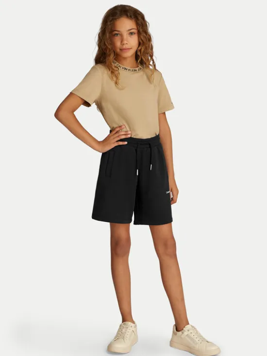Calvin Klein Jeans Szorty sportowe New Inst. Logo IU0IU00703 Czarny Relaxed Fit