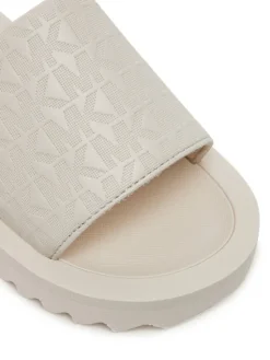 MICHAEL Michael Kors Klapki MK01372270 Biały