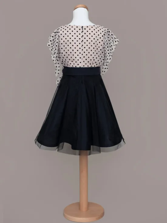 SLY Sukienka 4W-03 Czarny Comfortable Fit