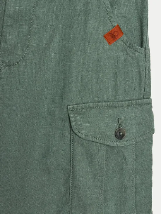 United Colors Of Benetton Szorty materiałowe 424RC902X Zielony Regular Fit